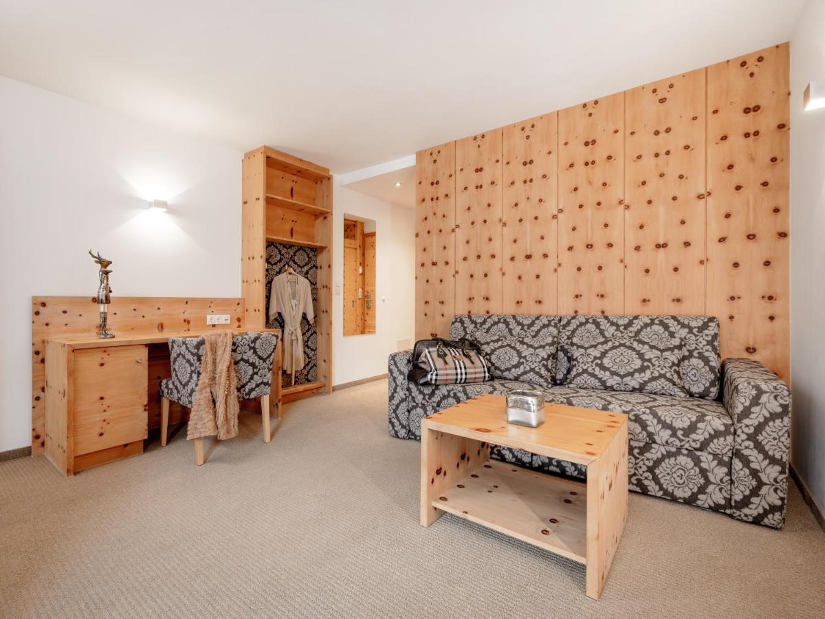 Alpen-Comfort-Hotel Central Nauders Exterior photo